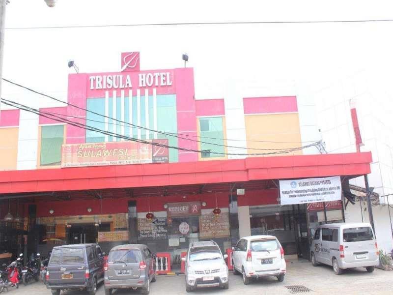 Urbanview Trisula Hotel Makassar Dış mekan fotoğraf